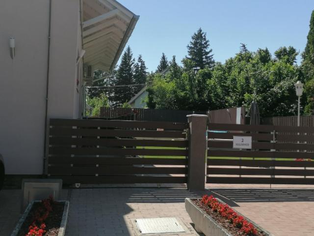 Topart Apartman I Balatonfenyves Luaran gambar