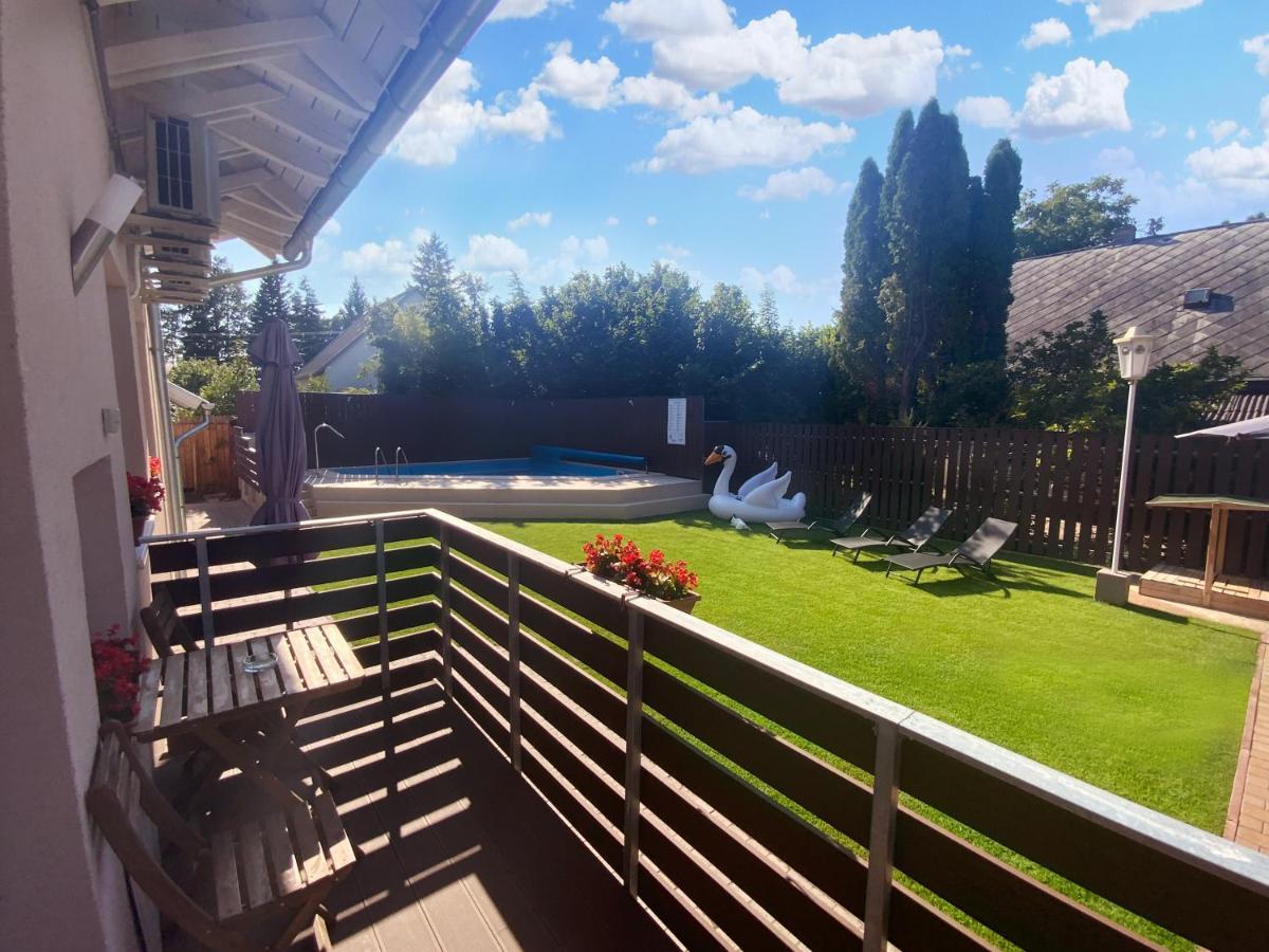 Topart Apartman I Balatonfenyves Luaran gambar